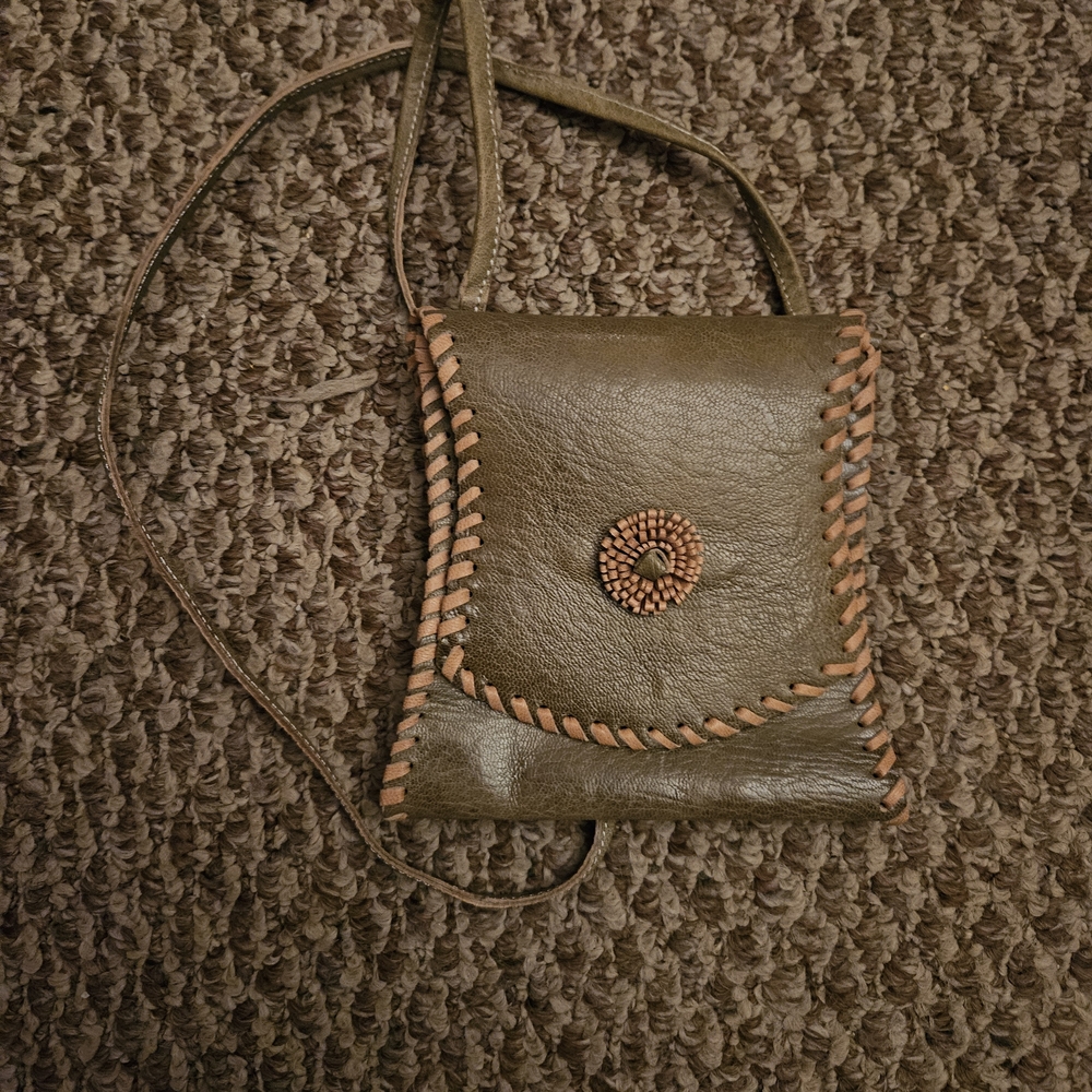 Handcrafted Leather Crossbody Bag - Olive Green
